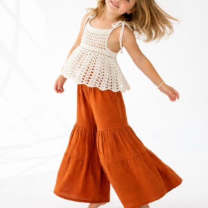 Kız Çocuk Dantel Örgü Bluz & Pileli Müslin Pantolon Takımı