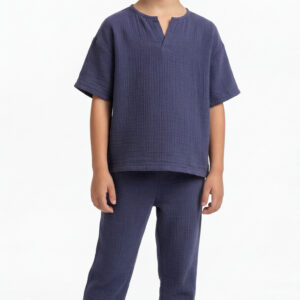 Erkek Çocuk V Yaka Müslin Tişört & Dar Paça Pantolon Takımı