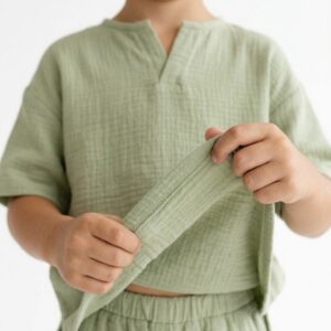 Erkek Çocuk V Yaka Müslin Tişört