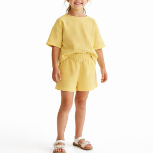 Kız Çocuk Yarım Kollu Müslin Tişört & Şort Takımı