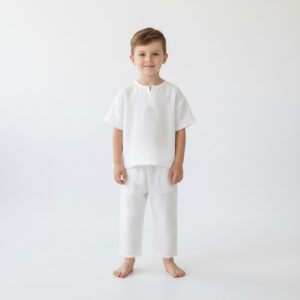 Erkek Çocuk V Yaka Müslin Tişört & Dar Paça Pantolon Takımı
